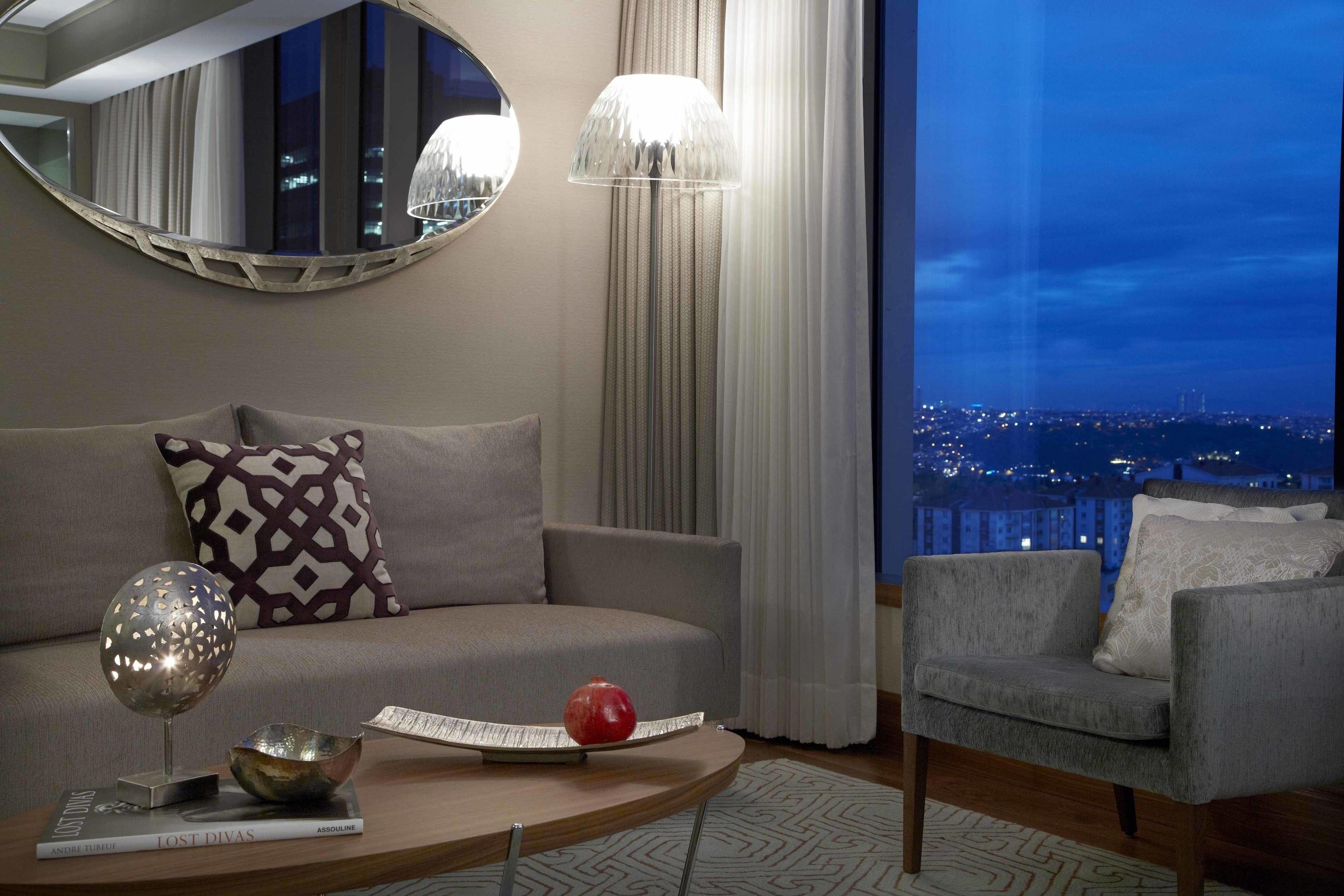 Renaissance Istanbul Polat Bosphorus Hotel — Photos 1